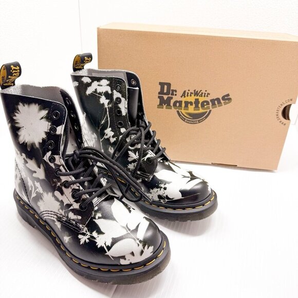 Dr. Martens 1460 Pascal Boots Women's 6 Multi Phantom Floral Lace Up Combat NIB - Picture 2 of 14